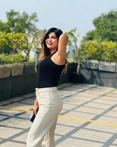 Call Girls Mg Road Cash On Delivery